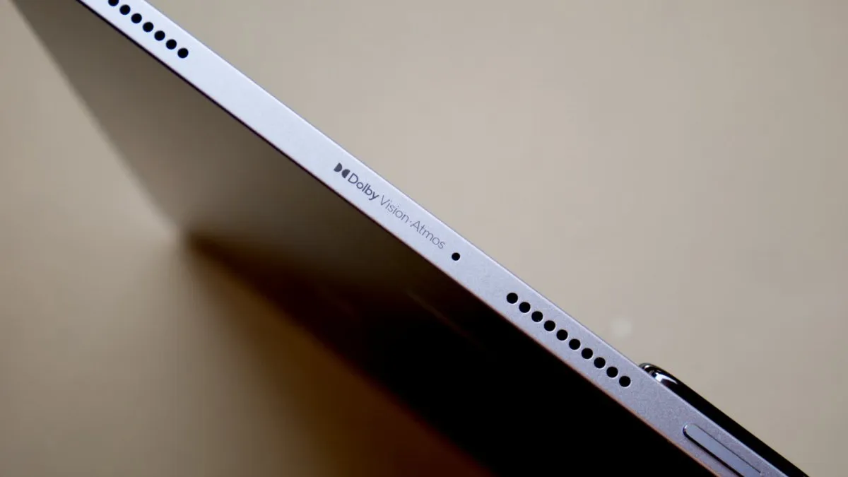 Empat Speaker Stereo Dolby Atmos