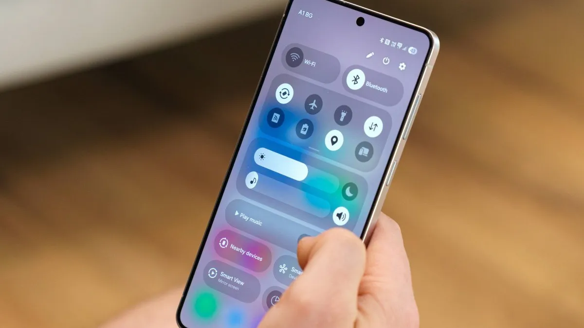 OneUI 7 Galaxy S25 Edge